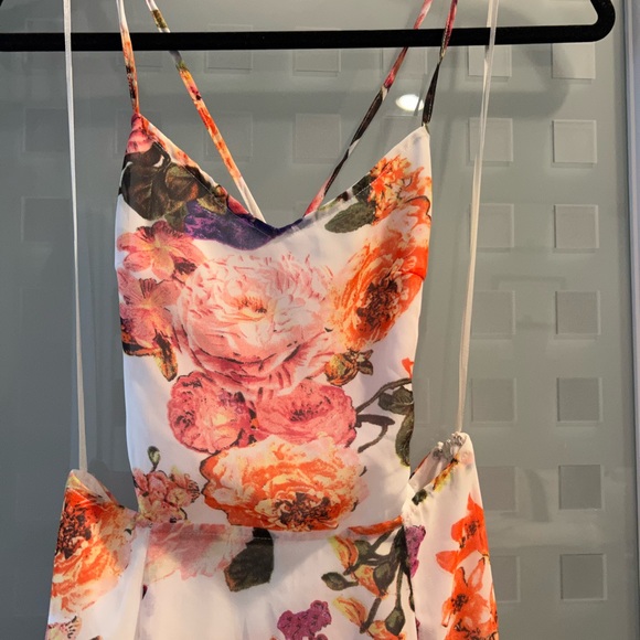 Maxi floral dress - Picture 2 of 5